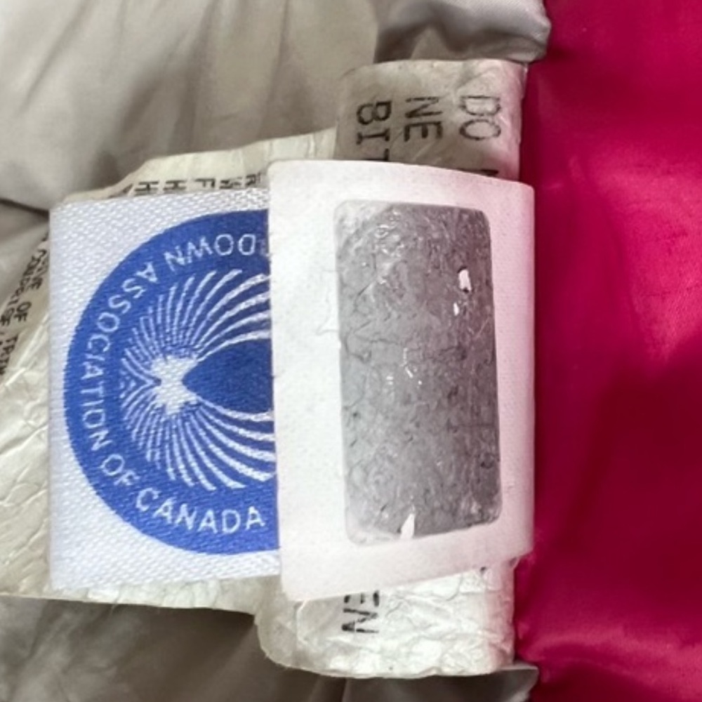 Canada Goose Pink Hooded Jacket - Picture 13 of 15